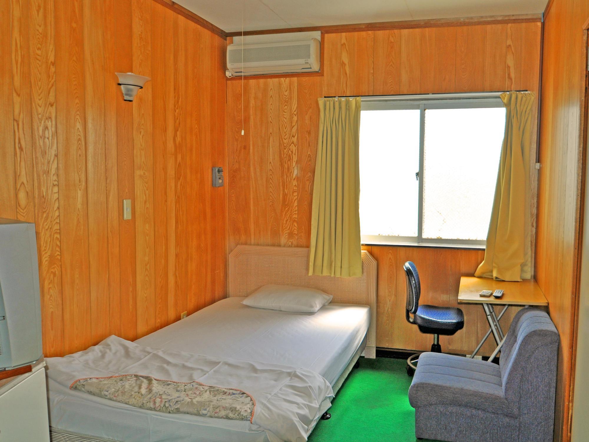 Yoshida Hotel Okinawa Eksteriør billede